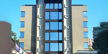Außenansicht des Hotels Lonca in Slowenien
